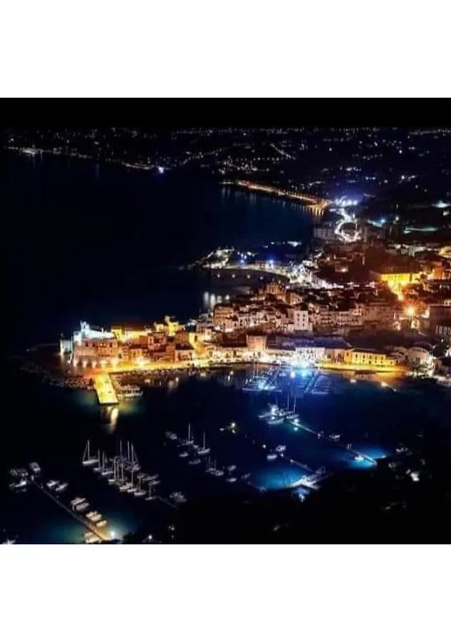 Apartment Appartamento Centralissimo Castellammare del Golfo